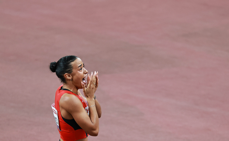 年创造的 年创造的